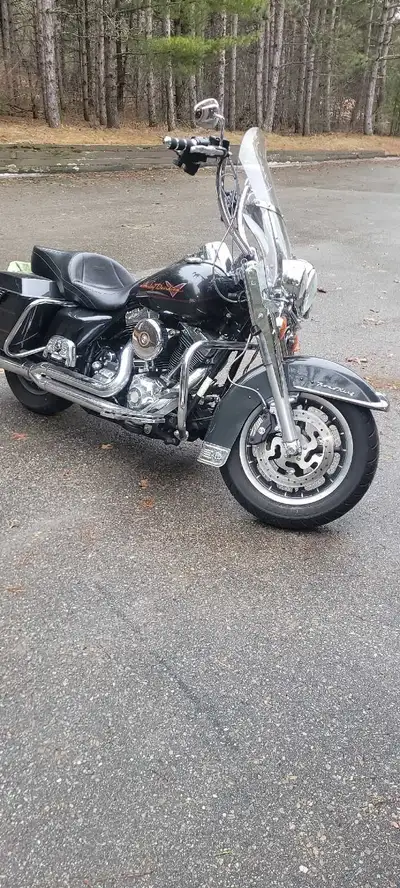 Midnight grey Road King. Bike is in excellent condition no time to ride it. Upgrades: S.S. braded br...