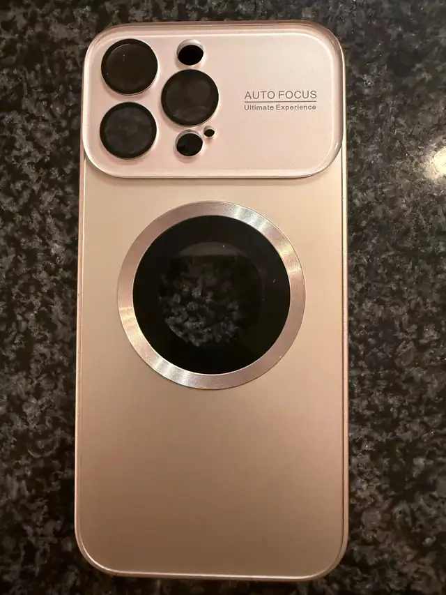 iPhone 16 pro max case!! in Cell Phone Accessories in City of Toronto - Image 3