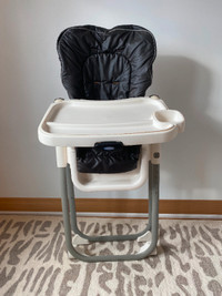 GRACO Convertible high chair (8 in 1)