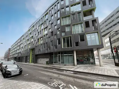 3D tour and more photos available: https://duproprio.com/en/montreal/ville-marie-centre-ville-et-vie...