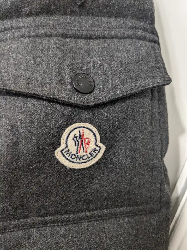 Moncler Men Montgenevre Grey Wool Puffer Jacket Size 7 / XXL in Men's in Mississauga / Peel Region - Image 5
