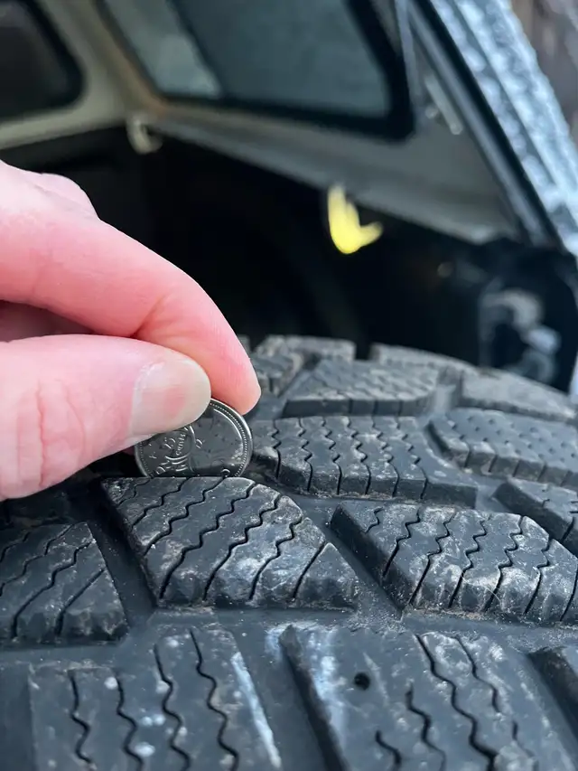 Cooper Evolution 215/60R16 in Tires & Rims in Peterborough - Image 3