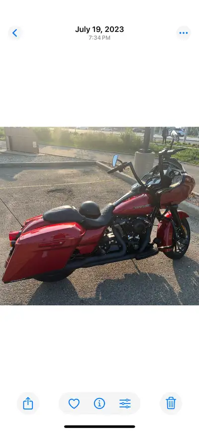 I’m selling my 2018 Harley - Davidson Road Glide Special. It’s a stage 3 , cams, headers, exhaust ,...