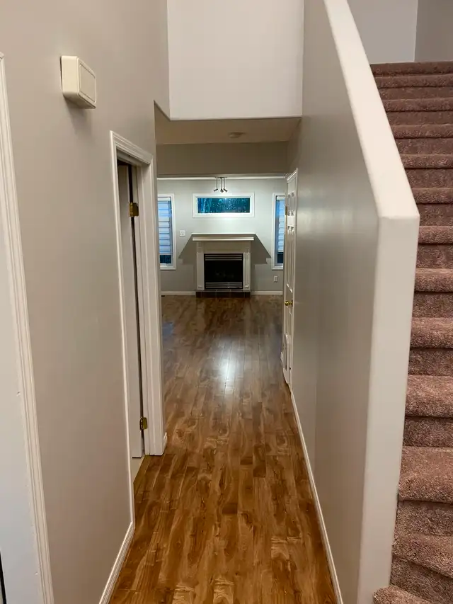 Spacious Home in Timberlea backing onto a Park63008315596161129