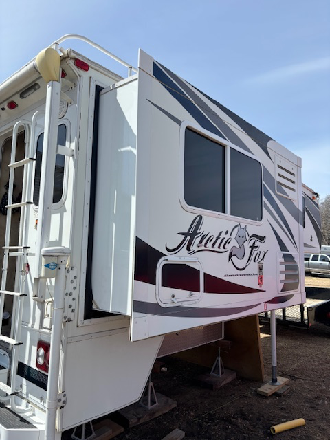 2015 Northwood Arctic Fox 811 Truck Camper in Travel Trailers & Campers in Lloydminster - Image 18