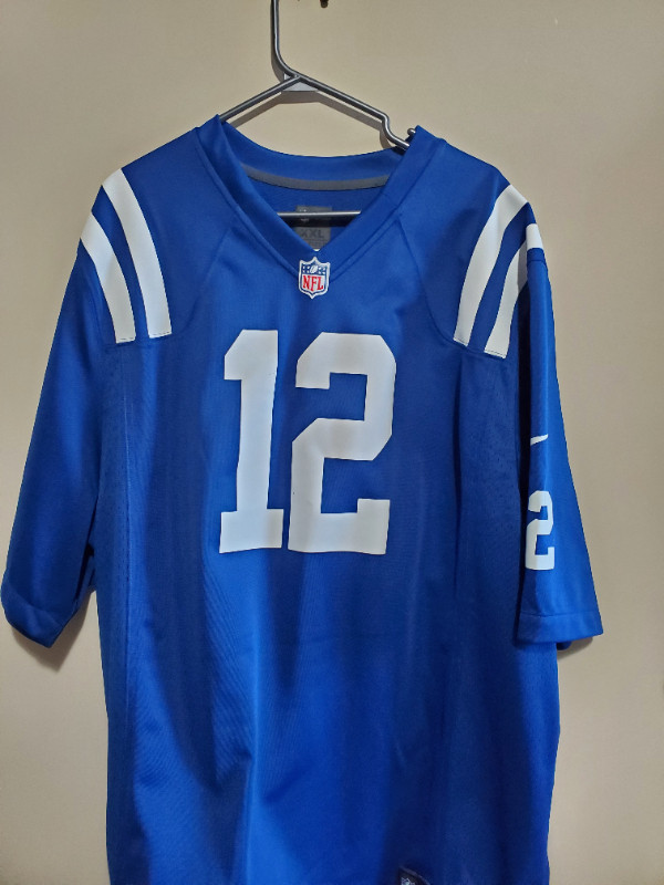 Indianapolis Colts NFL Luck Jersey in Football in Bedford - Image 2