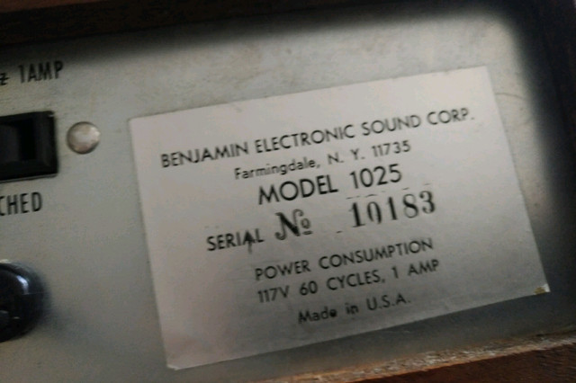 Vintage Benjamin Elac Miracord 620 B Model 1025 in Stereo Systems & Home Theatre in City of Toronto - Image 4
