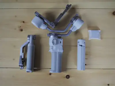 Gimbal - DJI RS4 Mini Combo, View more