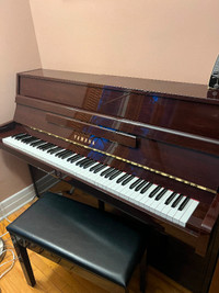 Piano Yamaha peu utilisé