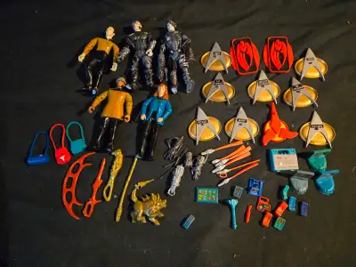 Vintage 90s Star Trek Playmates Action Figures Loose Lot w Extra, View more
