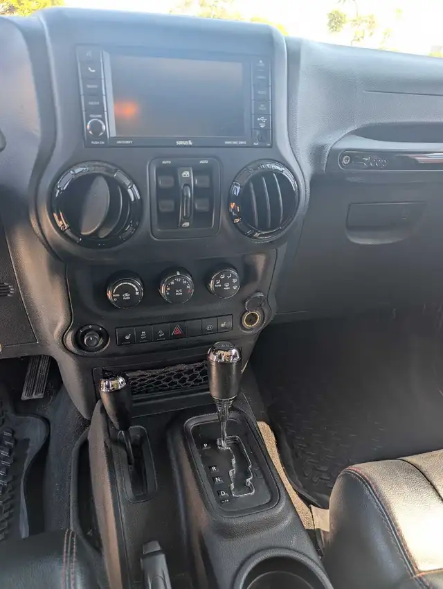 2012 Jeep Wrangler (certified)532562163983994882