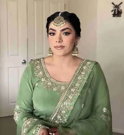 makeup and hairstyle artist , View more