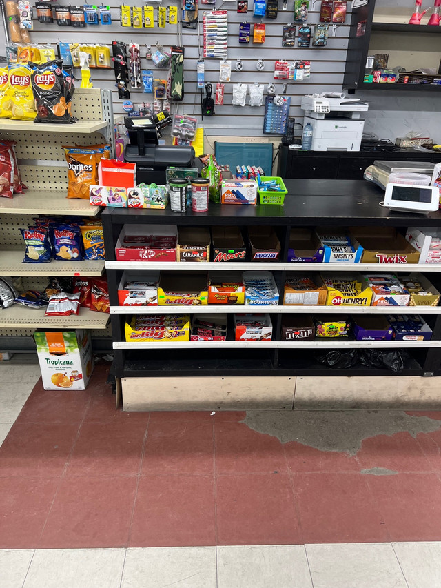 Convenience Store For sale in Commercial & Office Space for Sale in City of Toronto - Image 3