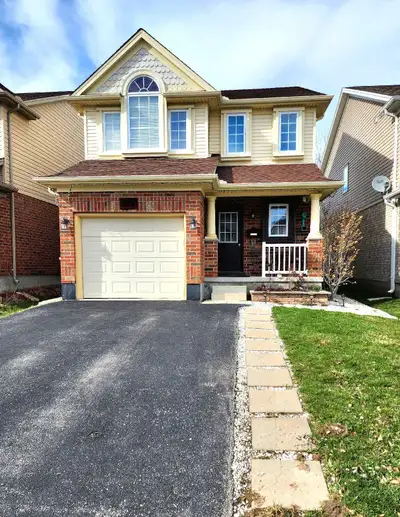 Discover comfort and convenience in our available room for rent! Nestled in a quiet neighbourhood, t...