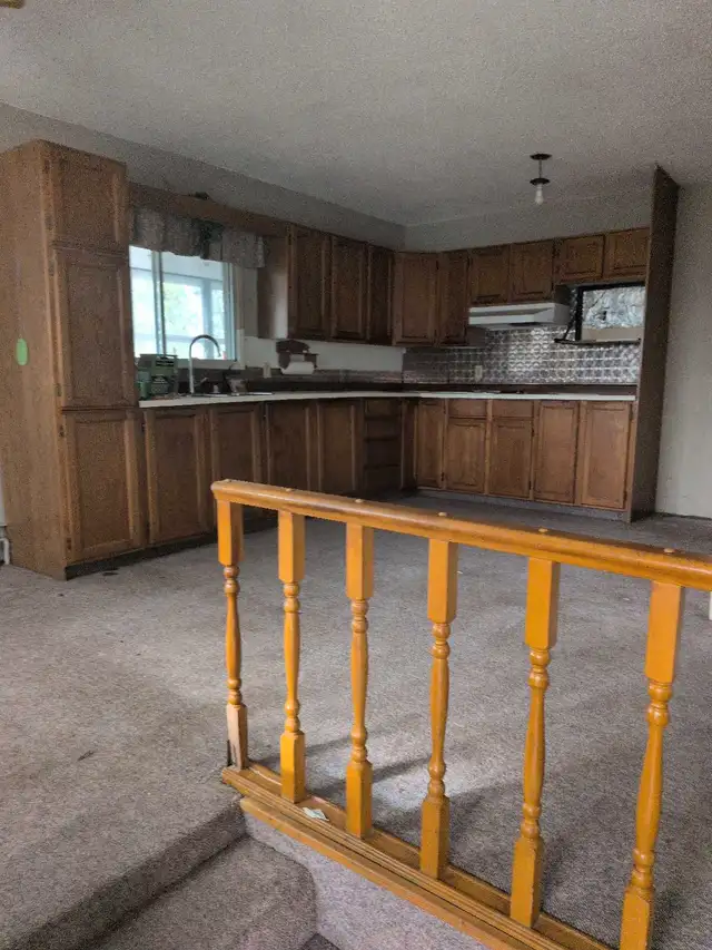 house,needs to be moved,off property.63826903938433122