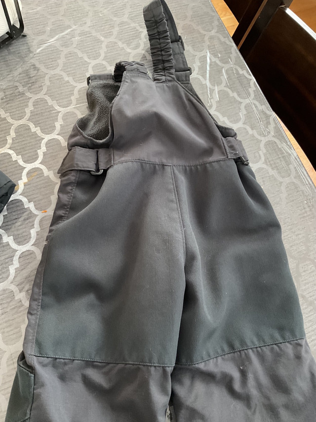 Columbia snow pants Sz 4T  in Clothing - 4T in St. John's - Image 2