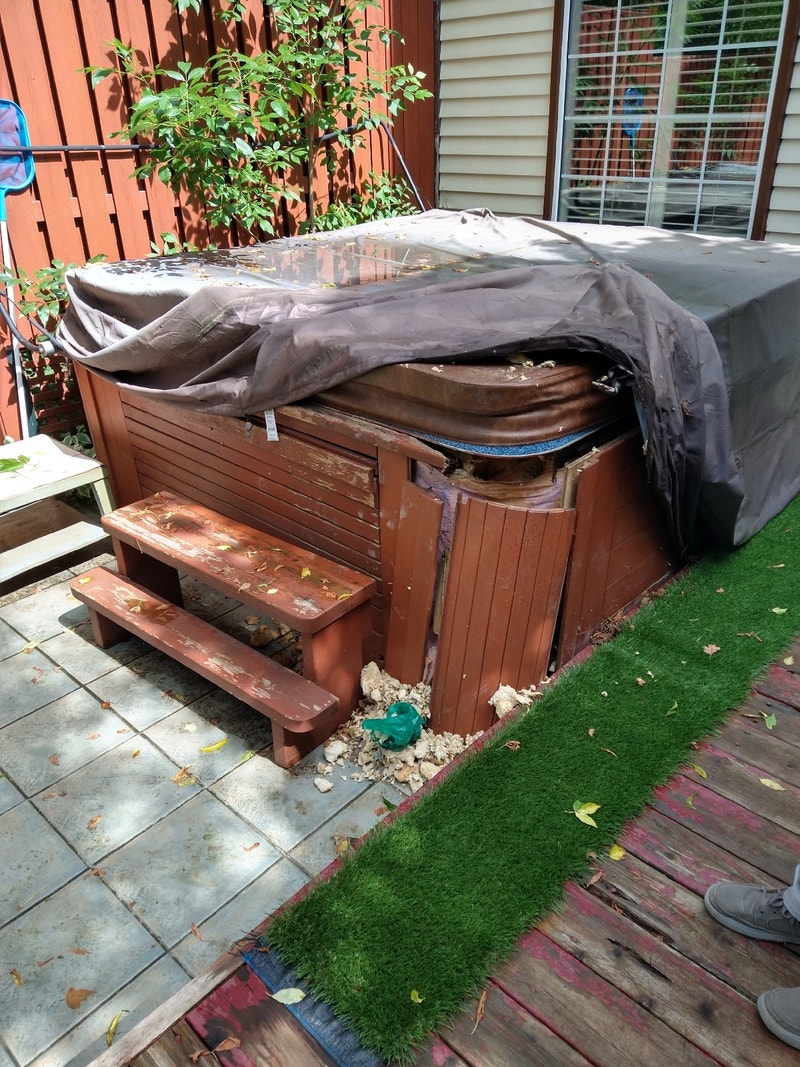 Free Jacuzzi hot tub Free Stuff Markham / York Region Kijiji