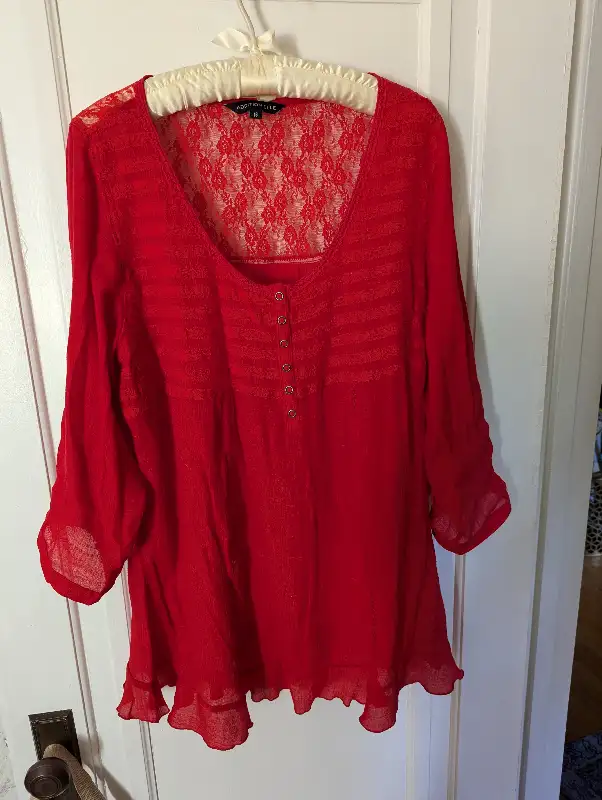 Lacy red peasant blouse, size 16 in Women's - Tops & Outerwear in Winnipeg - Image 3
