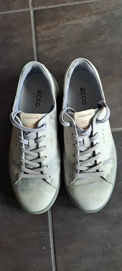 Chaussures de golf, View more