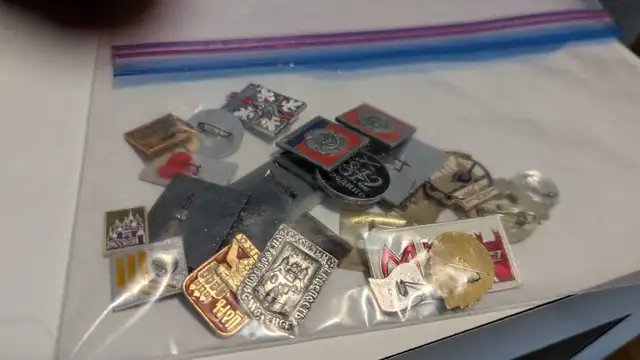 Pins From the Canada Russia Summit Series64733718610179120