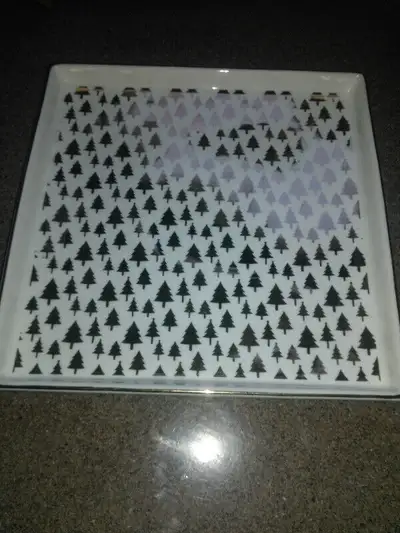 White and silver cake stand 10 inch Easy clean $20 Proctor silex apple turnover and dessert toaster...