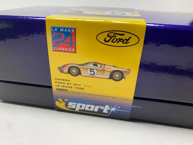 SCALEXTRIC SPORT C2465A GT40 MKII SLOT CAR in Toys & Games in City of Toronto - Image 7