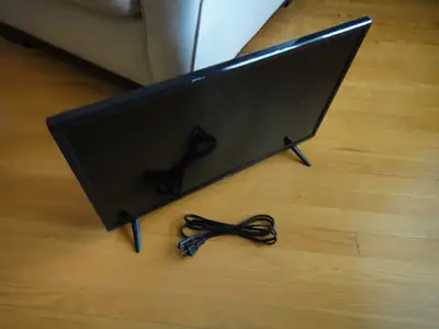 TV Vizio 24 po peut servi comme moniteur, View more