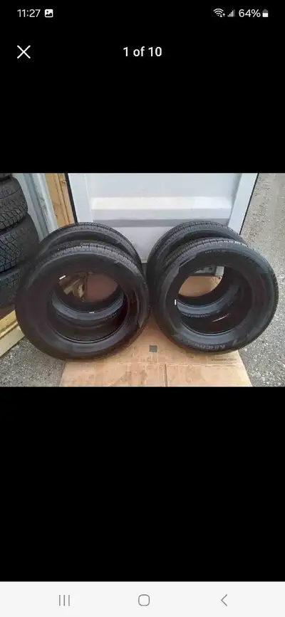 Set of 4 HANKOOK all season tires (235 65 17) LIKE NEW