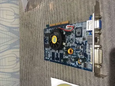 VINTAGE GAMING GRAPHICS ACCELERATOR CARD Voodoo BUILT IN MODEL: NVIDIA GEFORCE FX 5200 RUNS ALL YOUR...