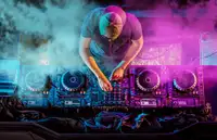IN-PERSON AND VIRTUAL DJ LESSONS - BEGINNERS WELCOME TO CLASS