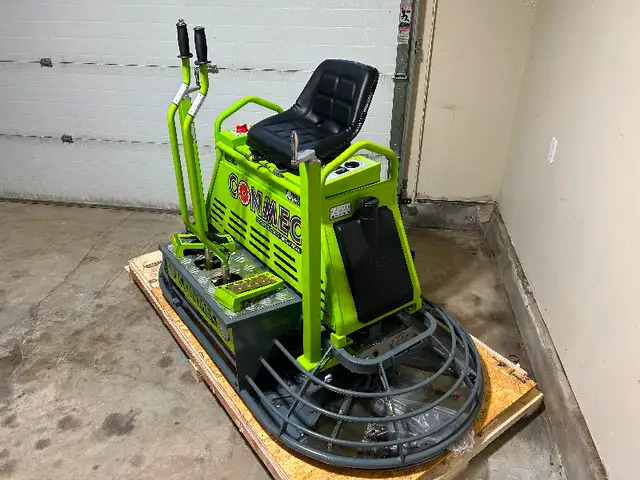 New! Conmec Electric/Battery Operated 6’ Trowel in Power Tools in Belleville - Image 3