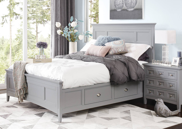 Urban Barn Parker storage bed and 7 drawer dresser in Dressers & Wardrobes in Ottawa