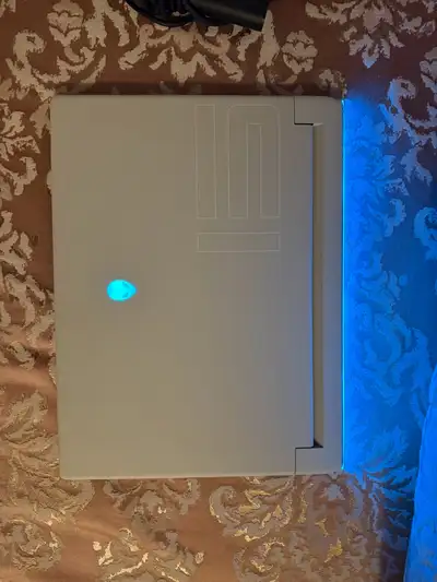 Alienware x15 R1 15,6 po – (Intel® Core™ i9-11900H) COMME NEUF!, View more