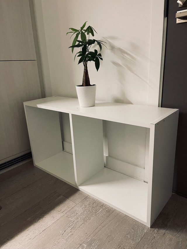 White shelf in Multi-item in City of Toronto