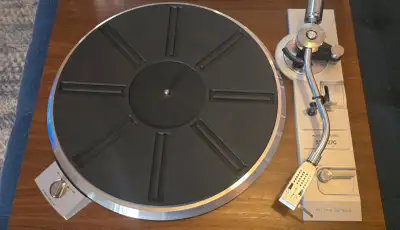 Toshiba SR-A270 Turntable, View more