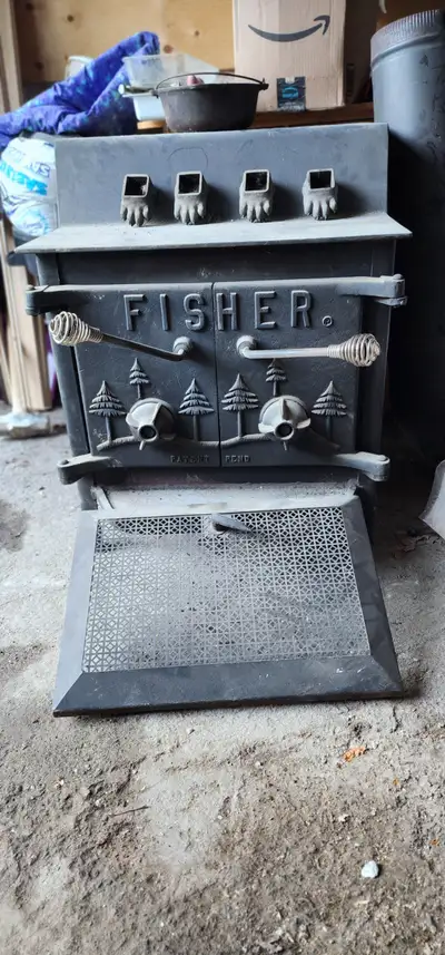 Vintage Fisher Wood Stove / Poêle à bois Fisher vintage, View more