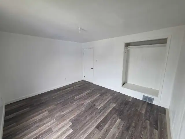 2 Bedroom/1 Bathroom Private 2-Storey Rear Attached Home in Long Term Rentals in Sault Ste. Marie - Image 10