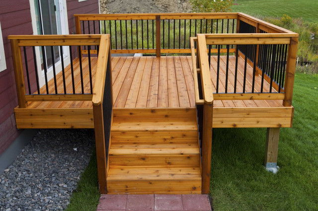 Fences and deck builder in Fence, Deck, Railing & Siding in Winnipeg - Image 3