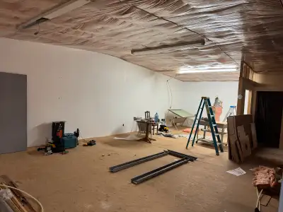 Heated space for rent. Second story (stairs). In Kenora. Secure. 1 year lease.