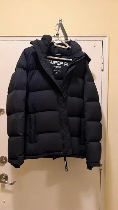 Aritizia The Super puff men’s Medium, View more
