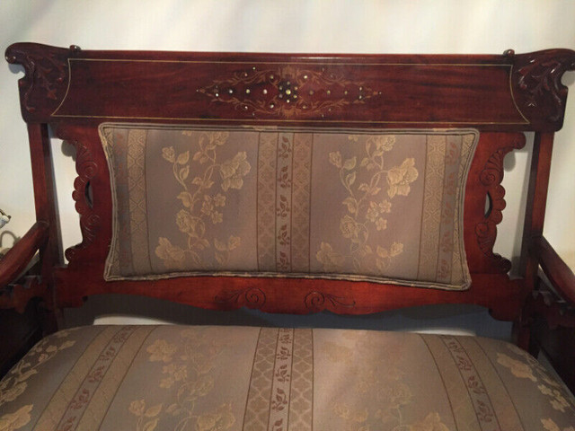 Item in Vancouver. Antique (1894) Settee Great Condition in Home Décor & Accents in Mississauga / Peel Region - Image 2