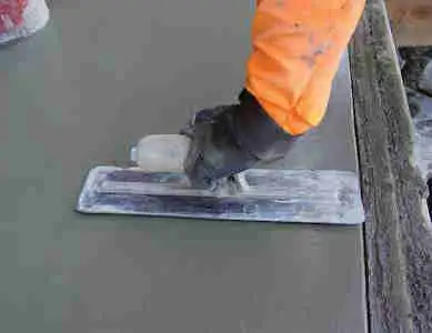 Hiring an experienced shop labourer Valid driver's license required Duties include: -helping with pl...