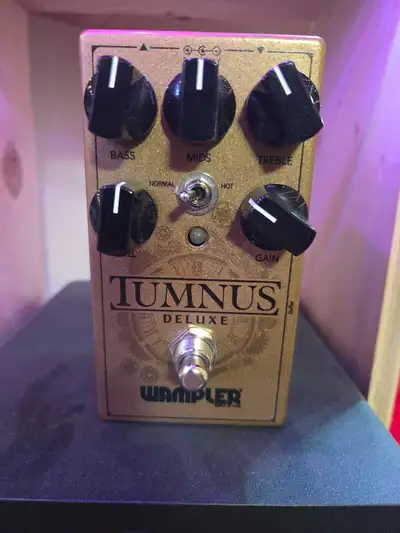 Wampler makes solid pro grade guitar pedals. This one is their take on a Klon style overdrive. Its g...