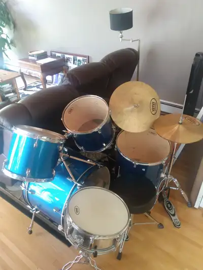 Old drum Set. Some elements are broken