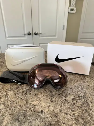 Nike Command Rose Transition Ski Goggle , View more