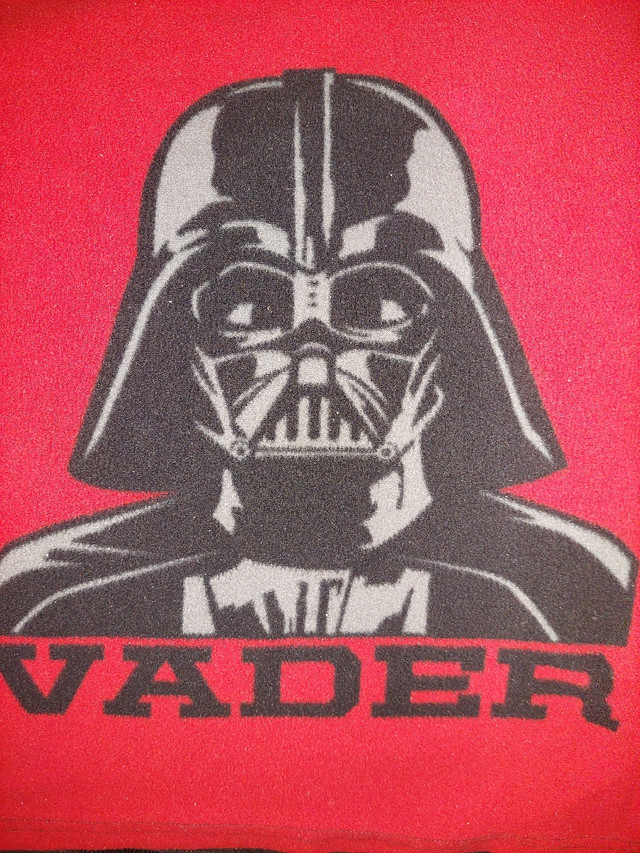 Authentic Darth Vader Star Wars sweaterGood shapeKids Size 10$10 in Arts & Collectibles in Calgary - Image 2