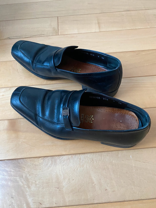 Salvatore Ferragamo mens’ leather moccasin shoes dans Chaussures pour hommes  à Ville de Montréal - Image 3