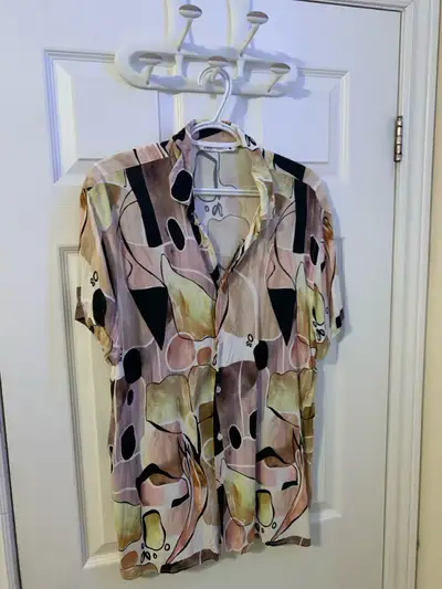 Zara Vinatge style button up shirt , View more