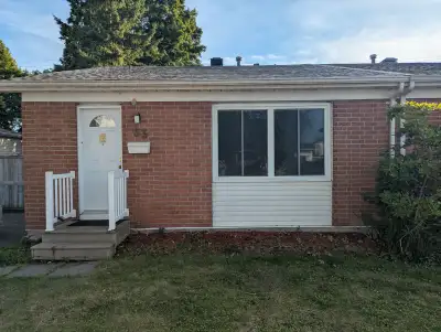 3 Bd House for rent in Kanata