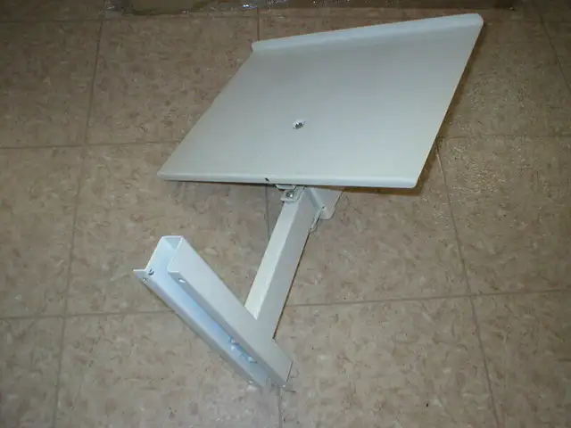 TABLETTE MURALE TABLE SHELF WALL SHELVING MUR TV TELE in TV Tables & Entertainment Units in Longueuil / South Shore - Image 5